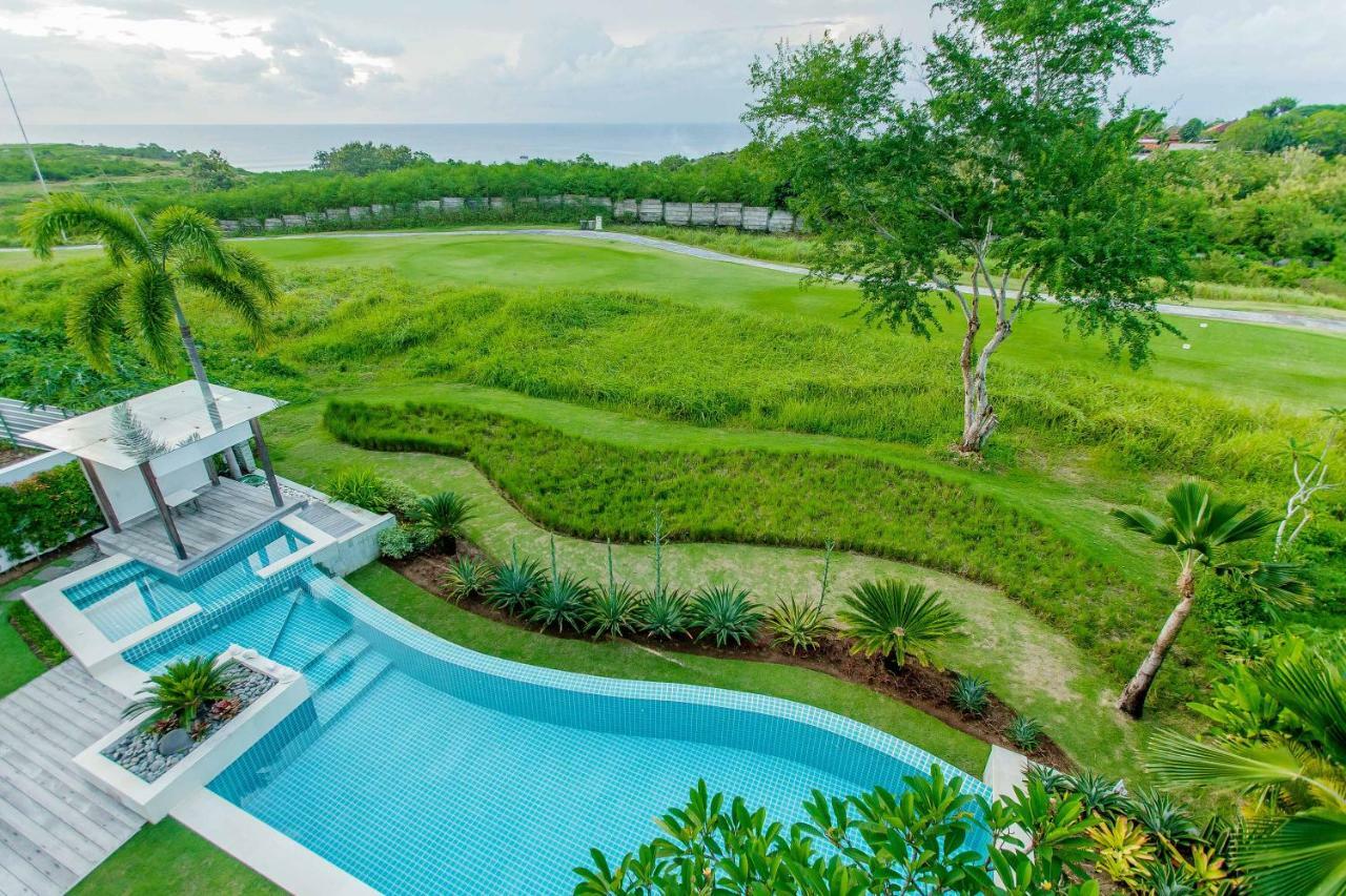 Phocea Golf View Villa By Premier Hospitality Asia Pecatu  Exterior photo